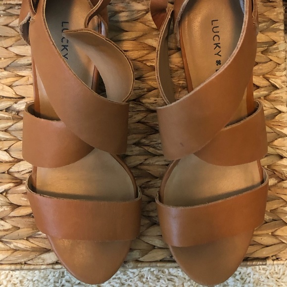 Lucky Brand Landrita Wedge - Picture 2 of 8